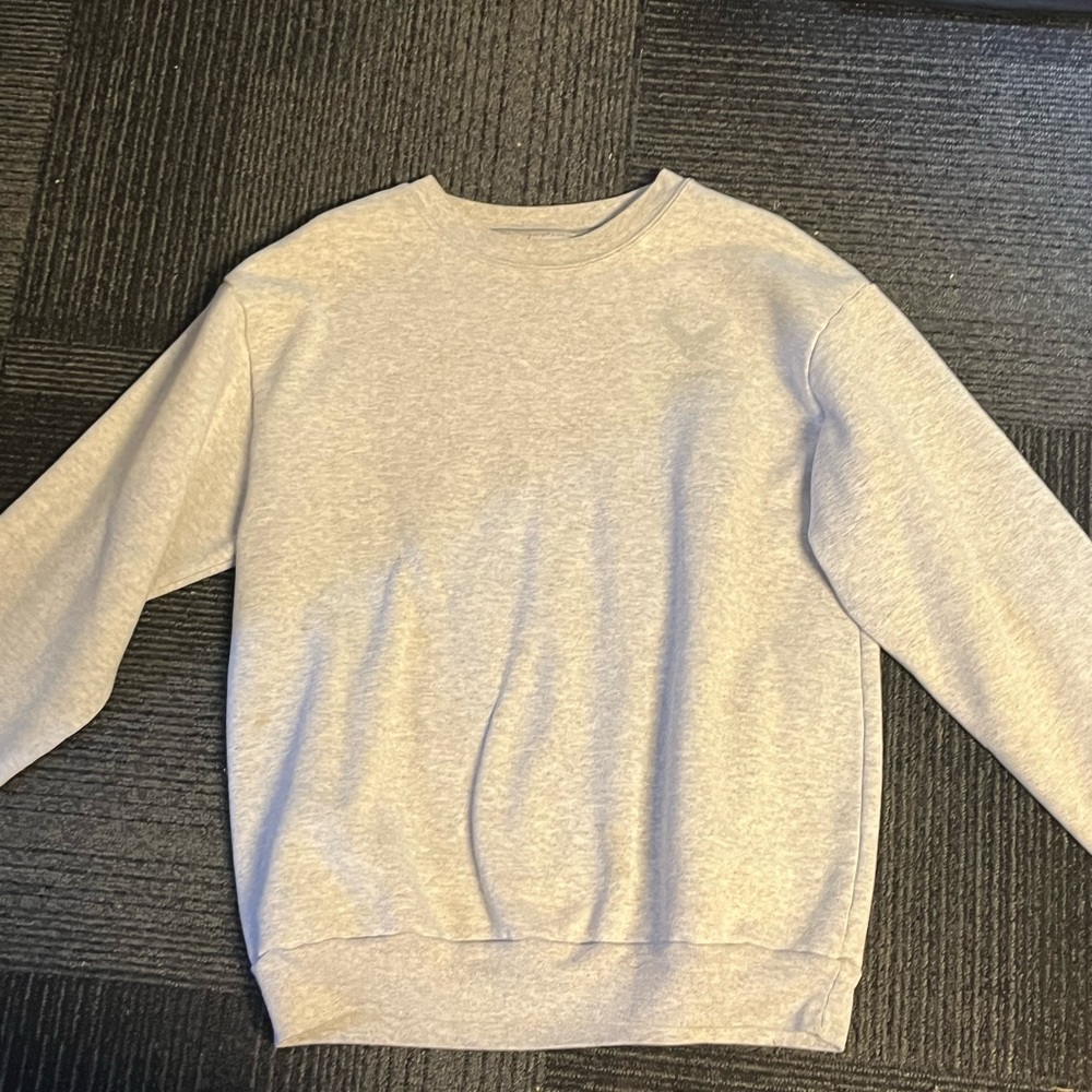 Source Unknown Gray Crewneck Sweatshirt Casual Essential